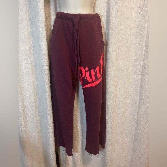 PINK Victoria's Secret Pants - Pink Sweatpants